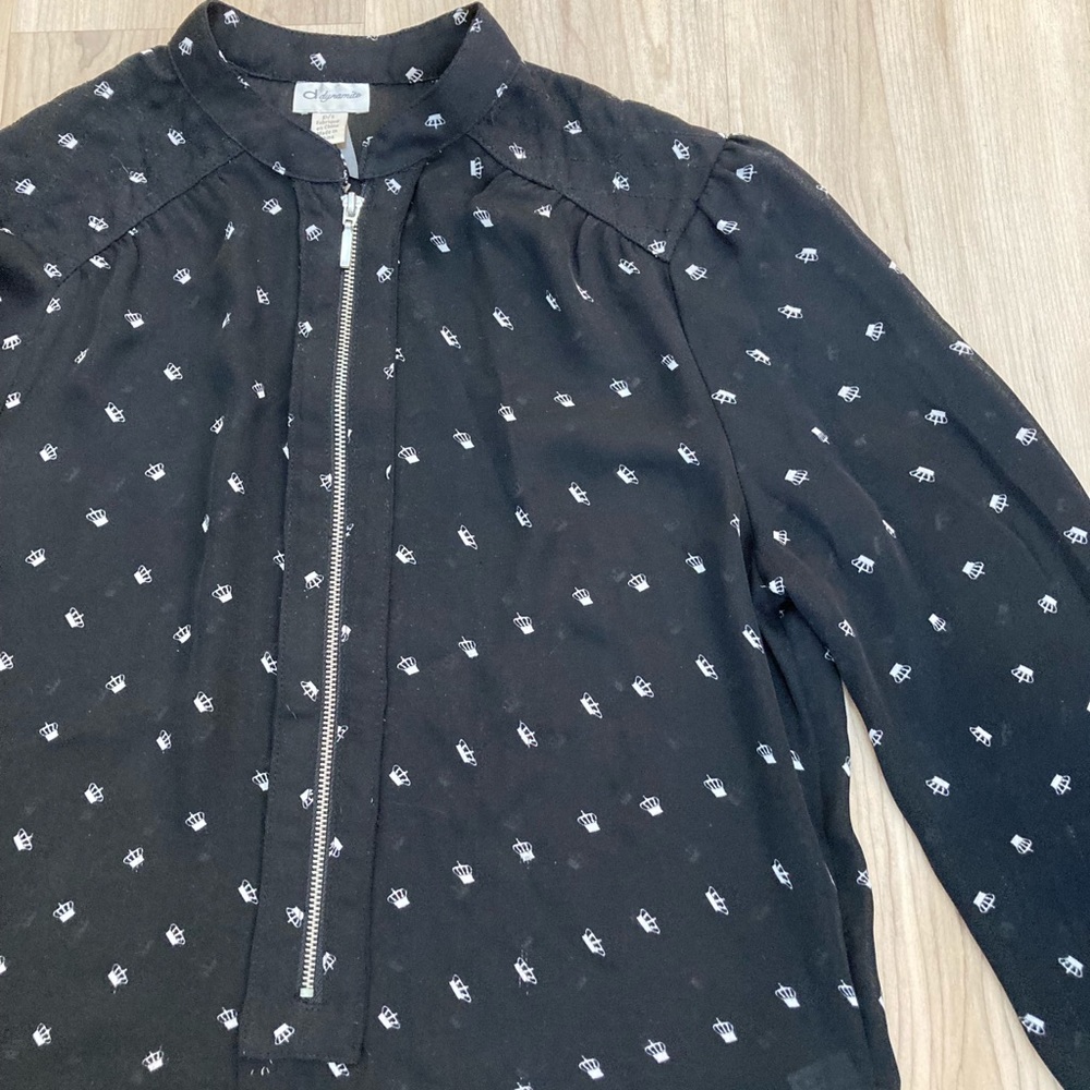 *Free with purchase!* Dynamite Blouse